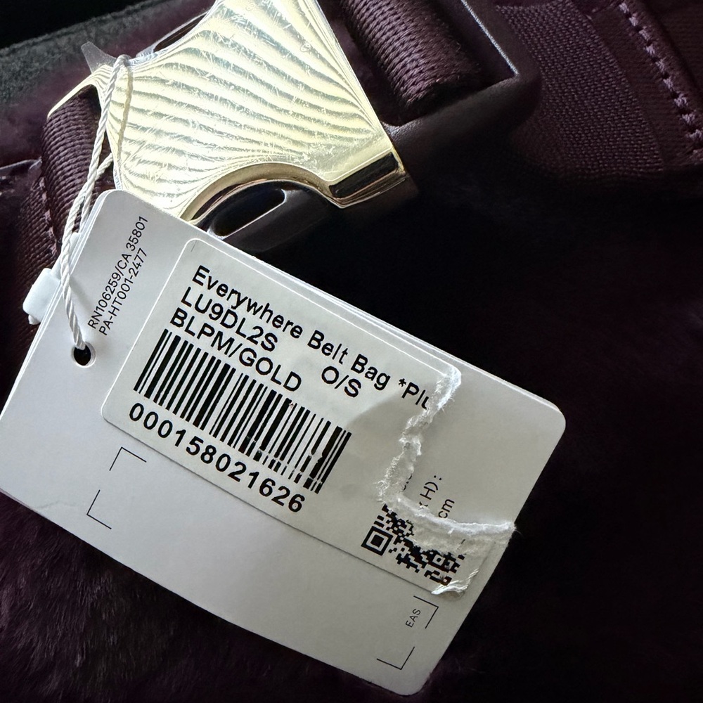 lululemon athletica Dark Purple Faux Fur Everywhere Belt Bag - Picture 3 of 4